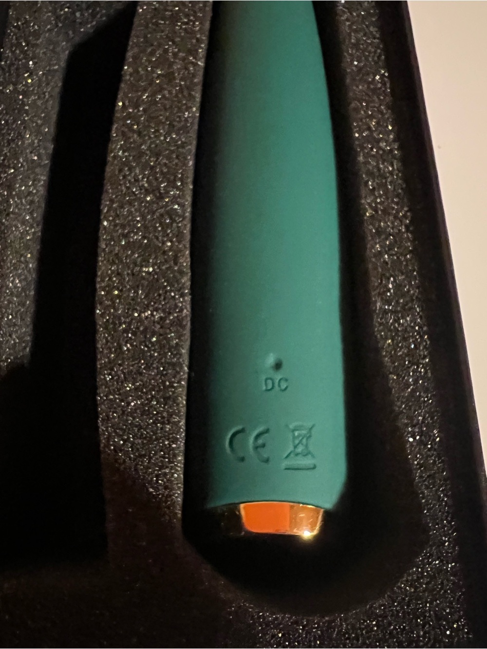 Teal Women's Personal Care Device
